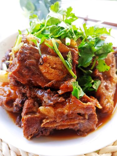 热泪盈眶，《哪吒》降世，中国年度最佳邪典动画诞生！